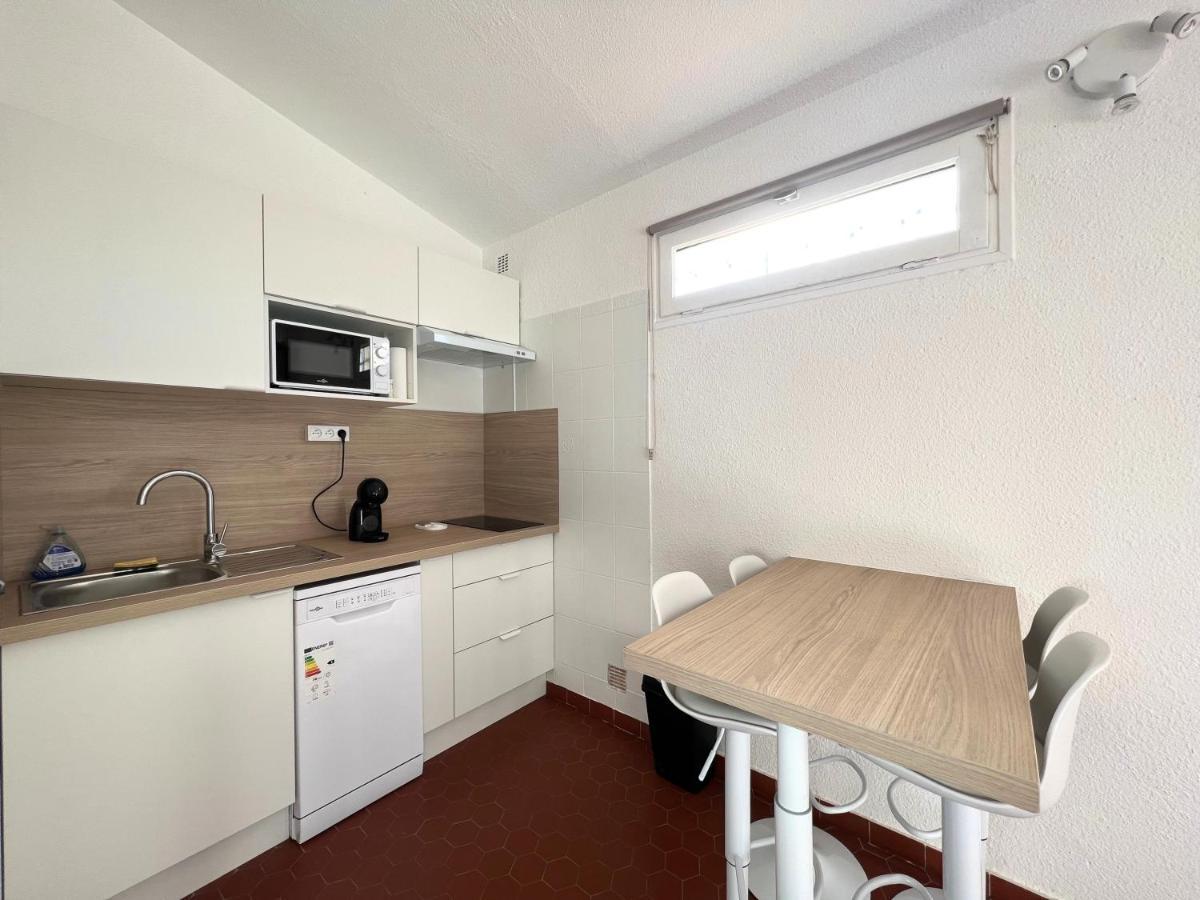 Appartement A 100M De La Plage - Terrasse & Parking Prive Le Barcarès Exterior foto